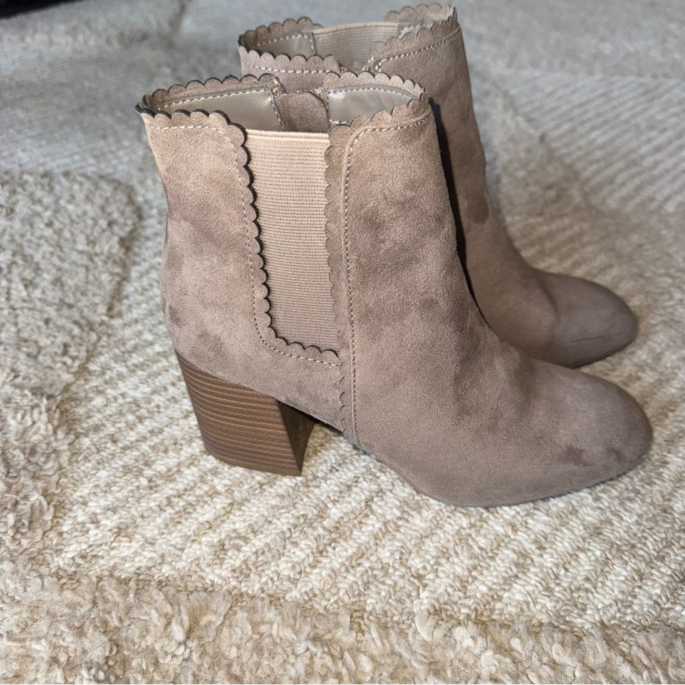 Women's Suede Scalloped Ankle Boots